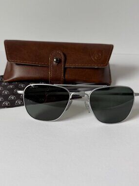 American Optical Original Pilot Aviator Sunglasses - Polarized - 52mm